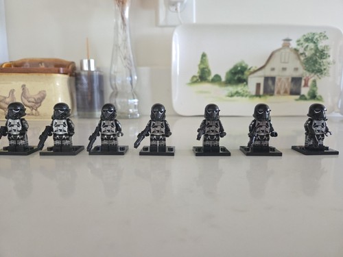 Lego death troopers - death,