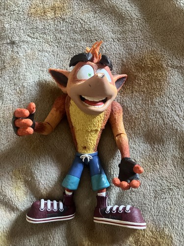 Neca 2018 crash bandicoot - 2018,