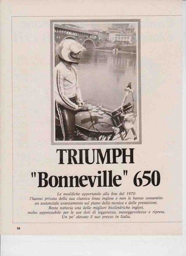 Advertising test moto - test, triumph