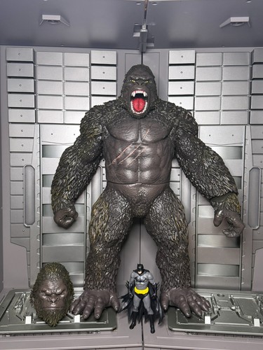 Multiverse batman kong - batman, vs