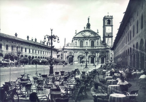 M22 cartolina vigevano piazza - vigevano,