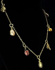 Collana con ciondolo uovo Joan