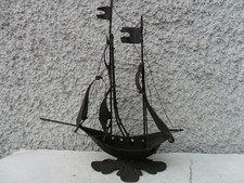 VECCHIO MODELLO DI NAVE BARCA VELIERO IN FERRO BATTUTO REALIZZATO A MANO VINTAGE