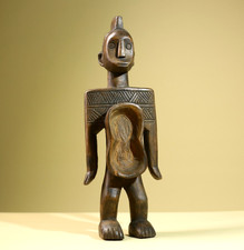 Statua africana in legno