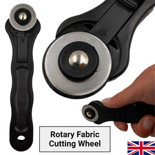 Taglierina tessuto rotante