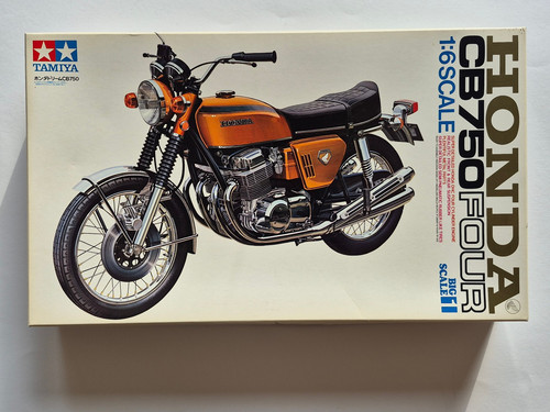 Leggenda tamiya cb750 four - la,