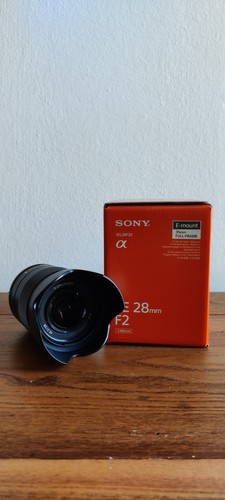 Sony 28mm mount full - f2,0,