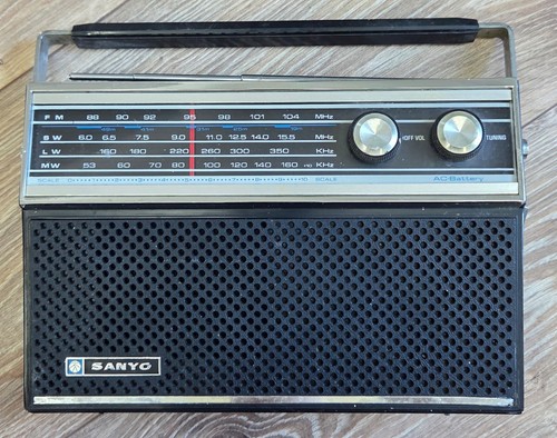 Sanyo 11ha 857 radio - sanyo, lz