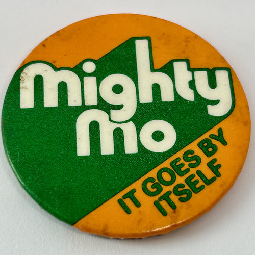 Mighty tractor 1970s pin - mo,