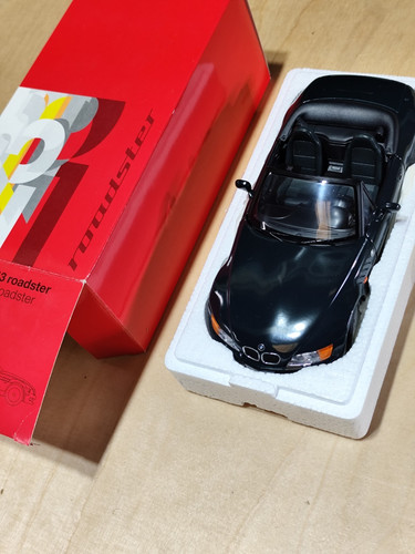 Bmw roadster models - z3,
