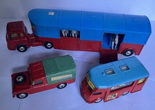 Corgi Toys Chipperfields Circus 3 Veicoli Trasportatore Cavalli, Land Rover e Furgone
