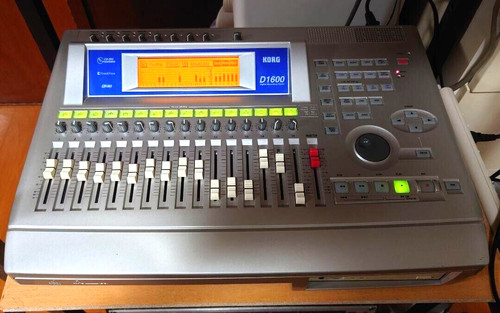 Korg d1600 studio - korg,