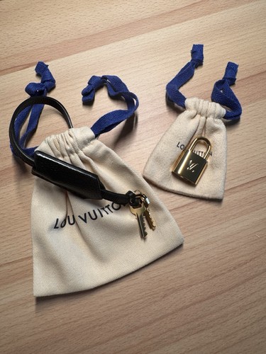 Louis vuitton lucchetto - louis, a