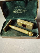 Vintage Gillette The New