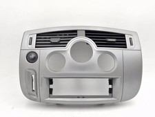8200494136 RIVESTIMENTO CENTRALE CRUSCOTTO per RENAULT SCENIC 2A SERIE 1.9 2004