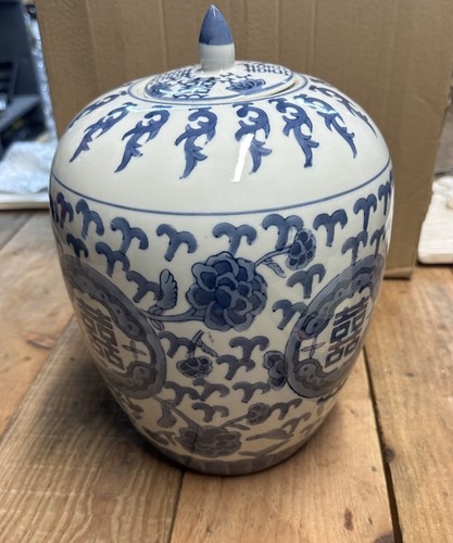 Vaso porcellana con coperchio