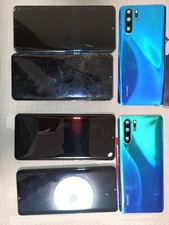 2 Smartphone huawei P30 Pro con nuovi schermi