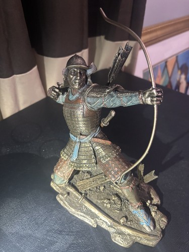 Statuina bronzo fuso - , freddo