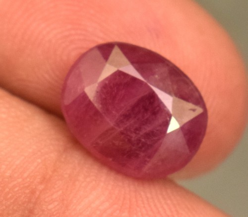 Natural mozambique red ruby - red,