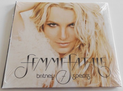 Britney spears femme fatale - spears,