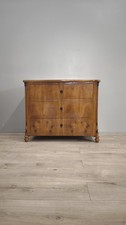 82931 Comò in legno massello con tre cassetti