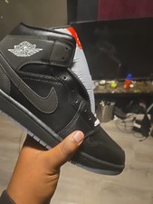 Air Jordan 1 Mid SE Uomo Taglia 13