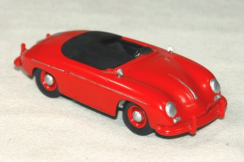 Auto replicas 8 gebauter - no.,