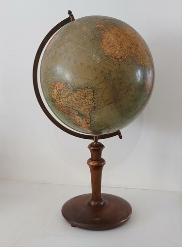 Mappamondo terrestre tedesco