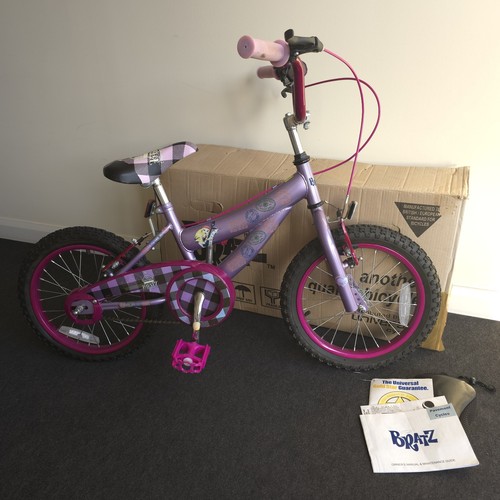 Bratz universal cycles - universal,