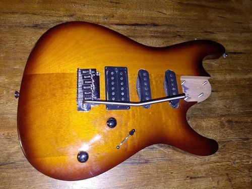 Ibanez corpo chitarra - , completo