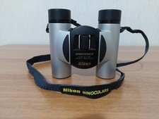 Binocolo tascabile Nikon Sportstar III 10X25, in ottime condizioni