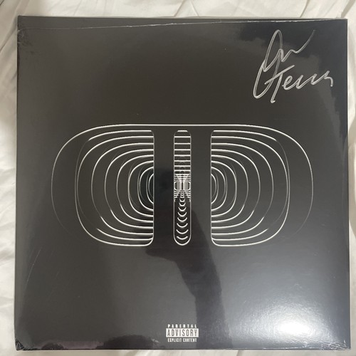 Signed hand lil - signed,