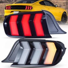 Fanale posteriore a led fumè VLAND per Ford Mustang 2015-2020 con 5 modalità segnali di svolta