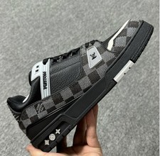 luis vuitton trainer Black