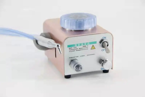 Pulizia dentale aria - dentale, acqua