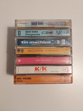 Lotto 7 cassette pop rock - Madonna David Bowie AC/DC Bjork in ottime condizioni