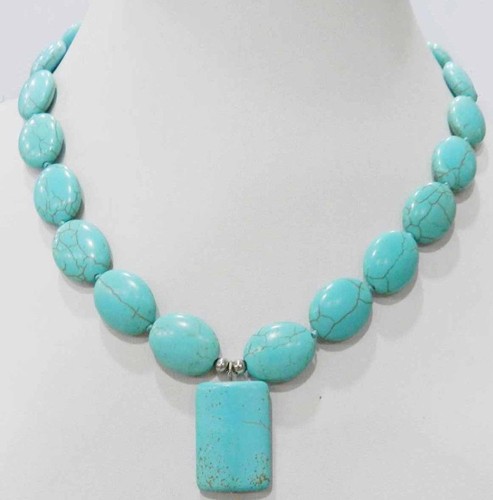 Collana con ciondolo