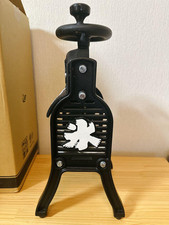 Ikenaga Iron Works Macchina del Ghiaccio da Rasatura Cigno Nero 7Kg dal GIAPPONE