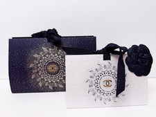 Borsa regalo Chanel festiva