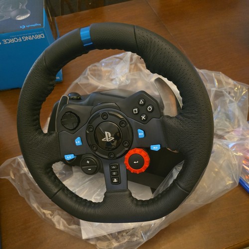 Volante pedaliera simulatore - volante, e