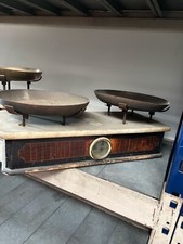 Antica bilancia a 2 piatti da collezione