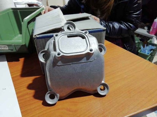 Coperchio testata punterie - testata,