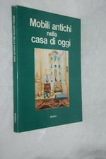 Mobili antichi nella casa di