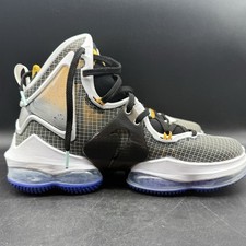 Nike LeBron James XIX Hardwood
