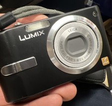 Panasonic Lumix DMC-FX12 7.2MP