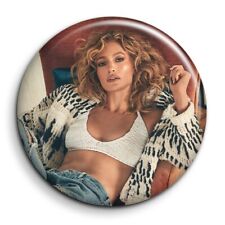 Jennifer Lopez 1 Badge 38mm Button Pin