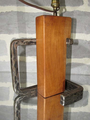 Pied lampe brutaliste - lampe,