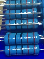 5Pz. 220 Ohm 3W ±1%