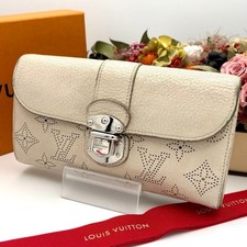 Louis Vuitton Mahina
