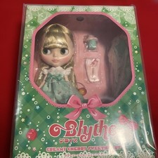 Neo Blythe Creamy Cherry